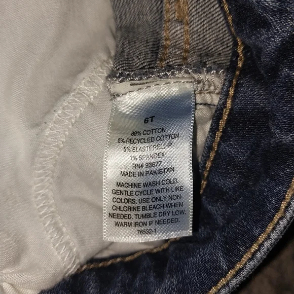 Like New! a.n.a Mid Rise Slim Fit Bootcut Jean 6T - Picture 9 of 9